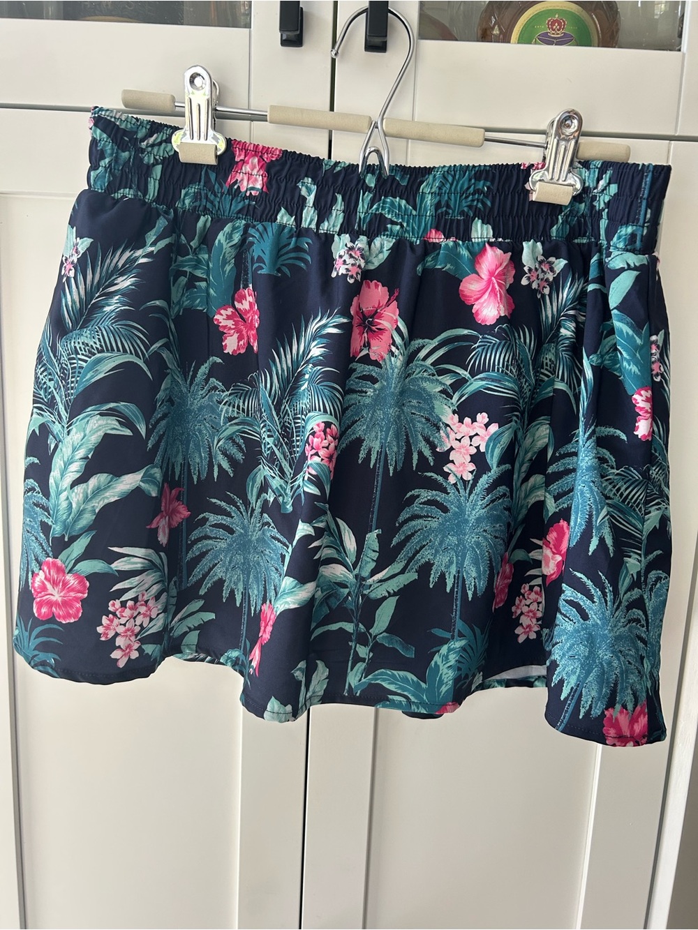 Tommy Bahama Golf Skort Skirt XL Navy Floral Pockets UPF I7